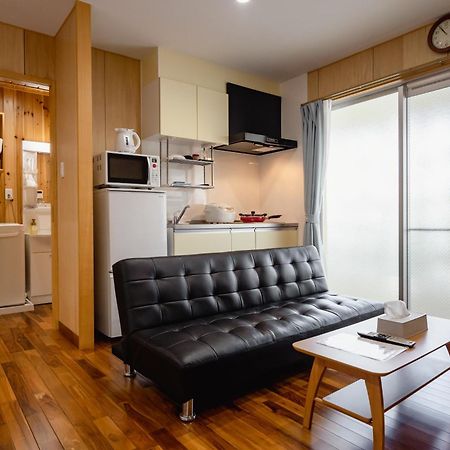 Guest House Kawamitsu Miyakojima  Екстериор снимка